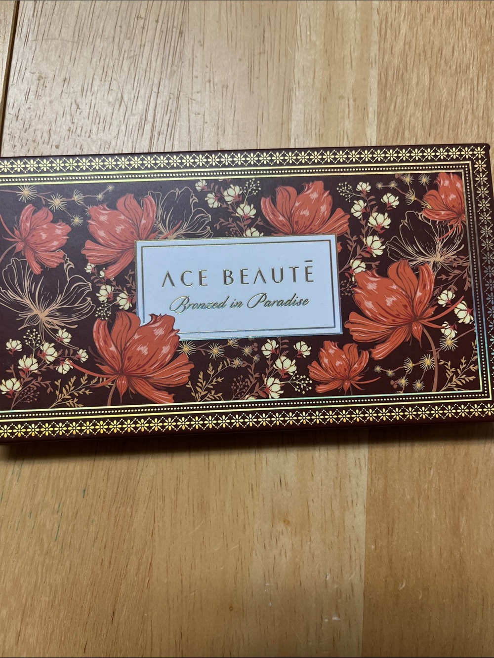 Mixed Eyeshadow Palette Lot with Red, Brown, Gold, White Palettes - Picture 11 of 13